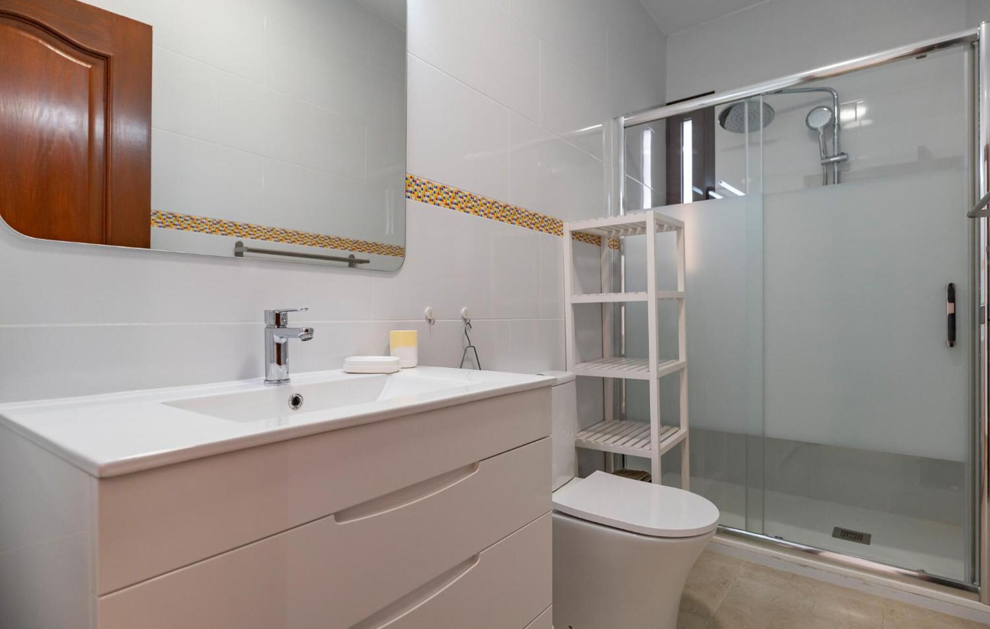 Lovely Home In Benalmadena With Kitchen Luaran gambar